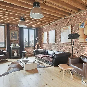 Re-claimed Loft Appartement